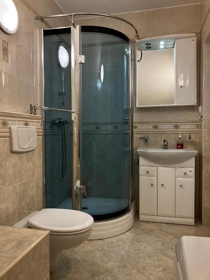 Apartament Kolobrzeska Mansarda, Narutowicza 8 Kolobřeh Exteriér fotografie