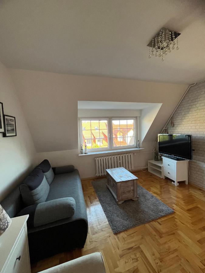 Apartament Kolobrzeska Mansarda, Narutowicza 8 Kolobřeh Exteriér fotografie